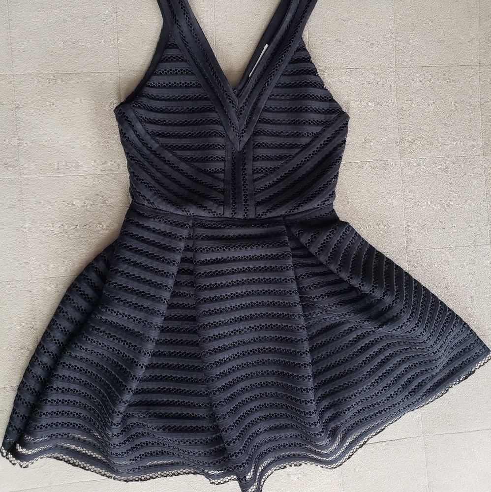 NWOT Babydoll structured tank dress